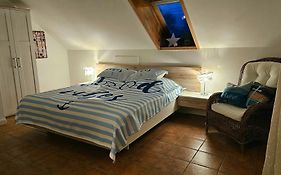 Surforama Studio Apartment mit Meerblick und Garten